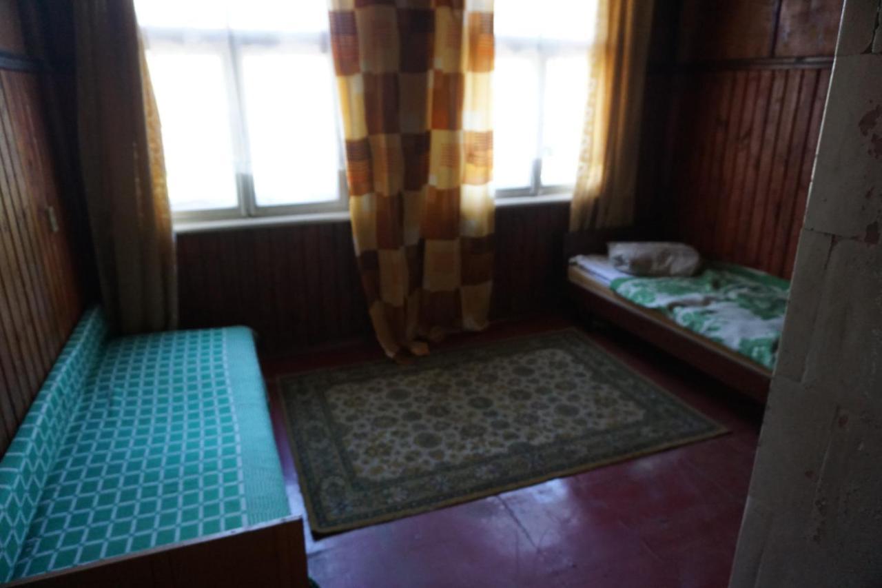 Pilskalnu Hostelis Kuldīga Extérieur photo