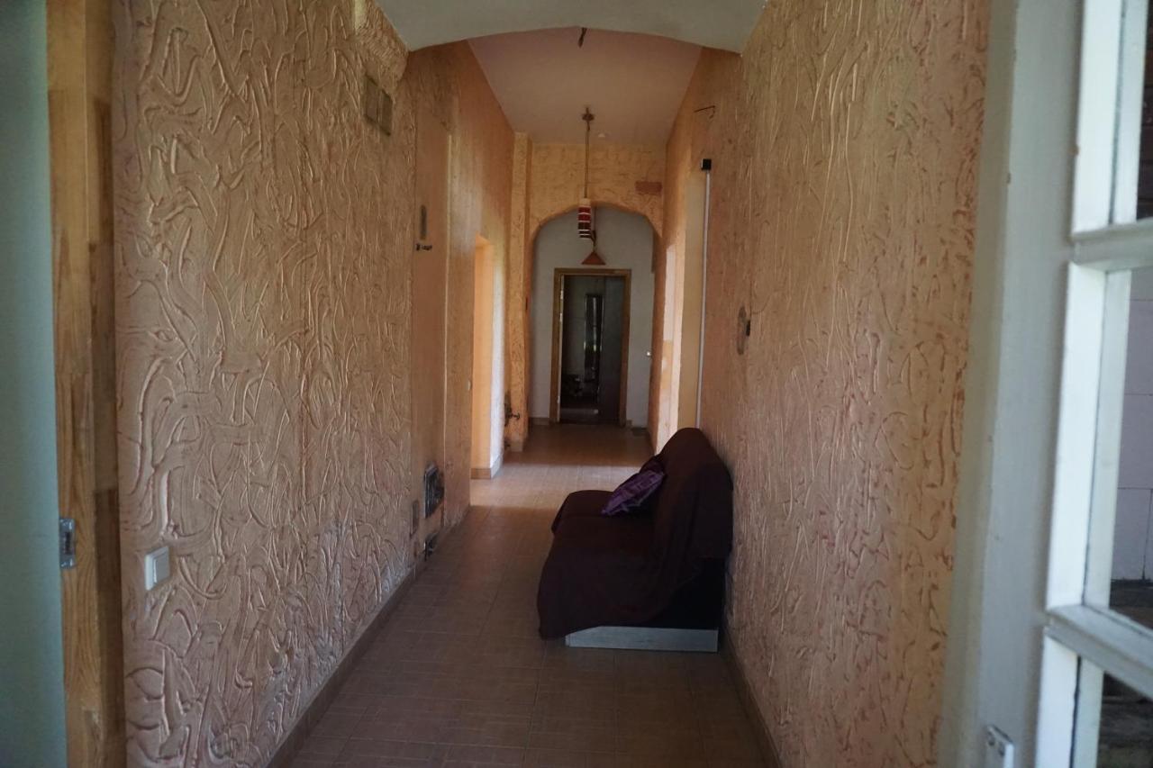 Pilskalnu Hostelis Kuldīga Extérieur photo