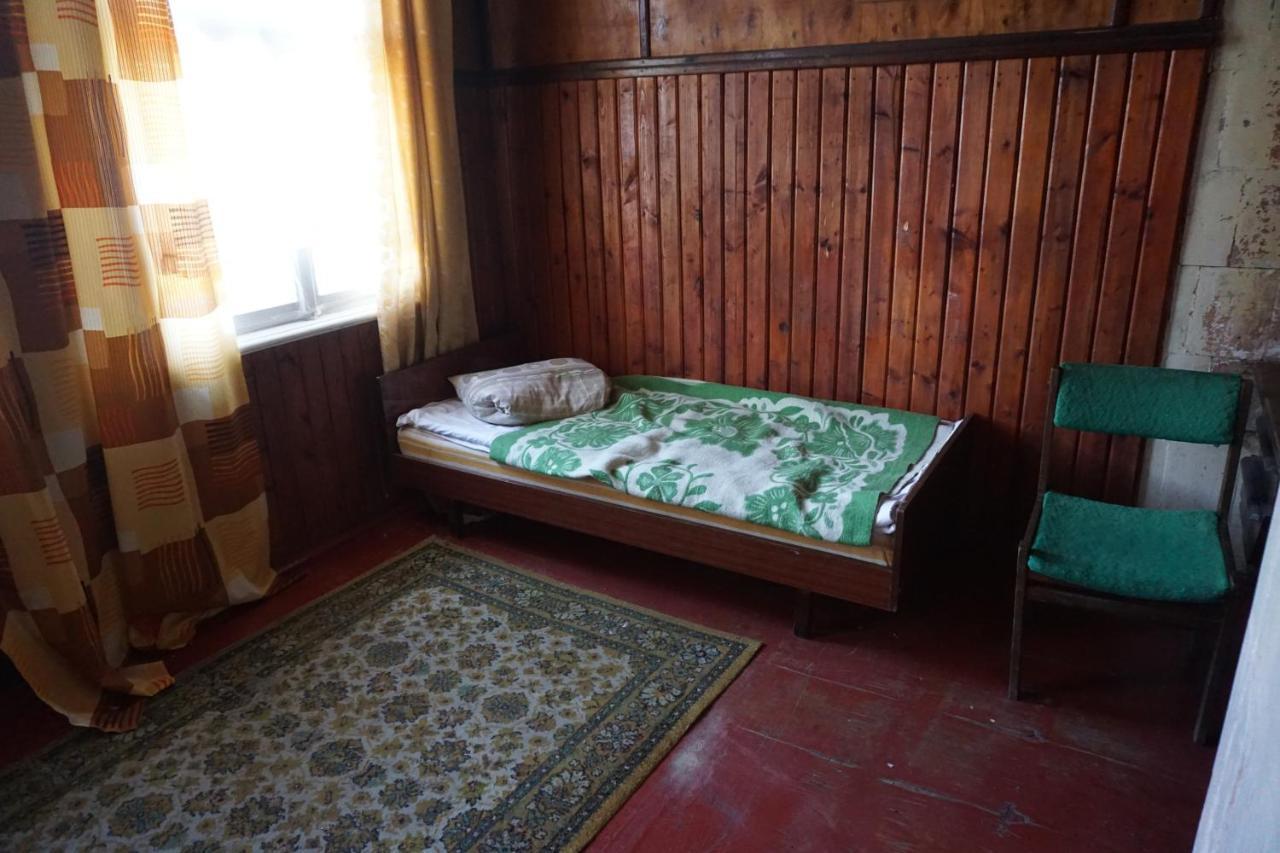 Pilskalnu Hostelis Kuldīga Extérieur photo
